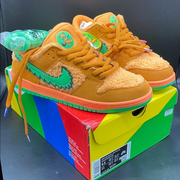 nike sb dunk grateful dead